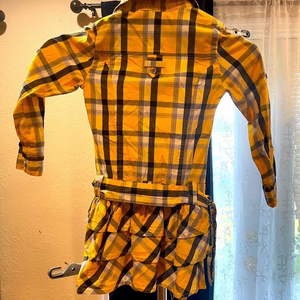 Girl dress size 6